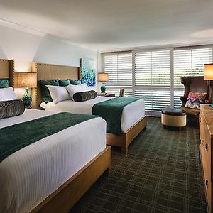 Queen Room Two Queen Beds Non-Ocean View